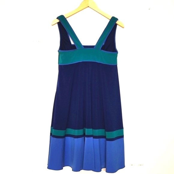 Laundry by Shelli Segal - Picture 9 of 12